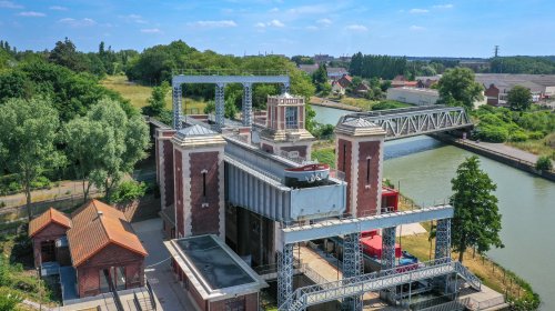 Start of guided tours of the Boat Lift